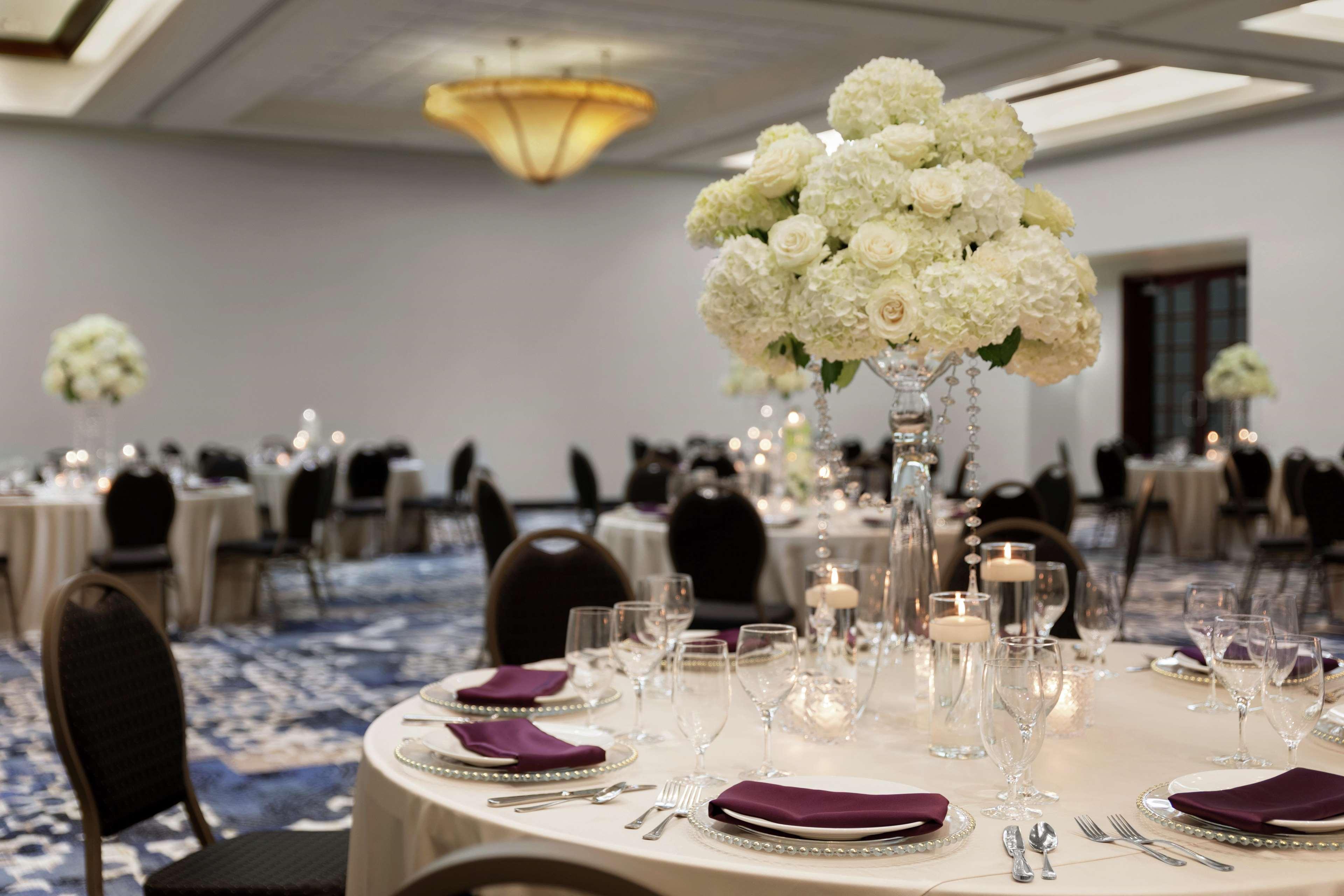Doubletree By Hilton South Charlotte Tyvola Hotell Eksteriør bilde