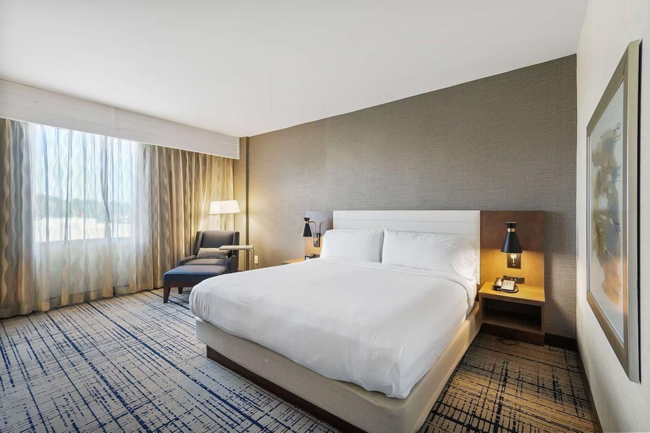 Doubletree By Hilton South Charlotte Tyvola Hotell Eksteriør bilde