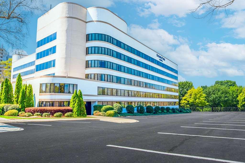 Doubletree By Hilton South Charlotte Tyvola Hotell Eksteriør bilde