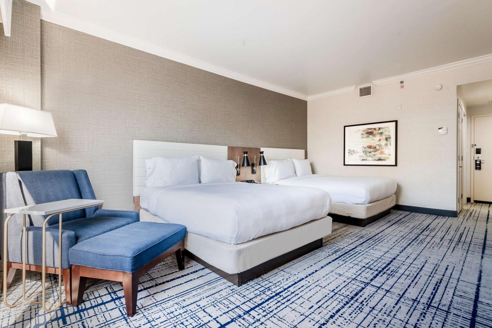 Doubletree By Hilton South Charlotte Tyvola Hotell Eksteriør bilde