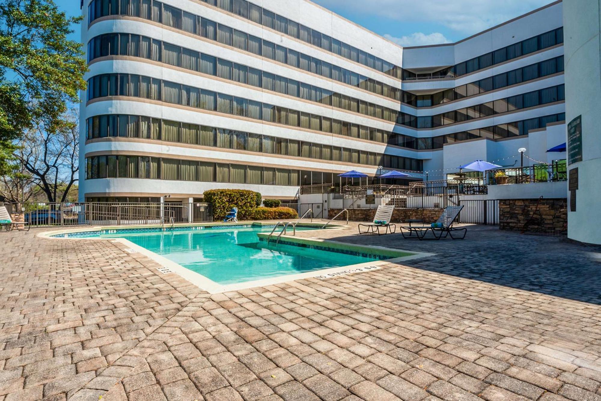 Doubletree By Hilton South Charlotte Tyvola Hotell Eksteriør bilde