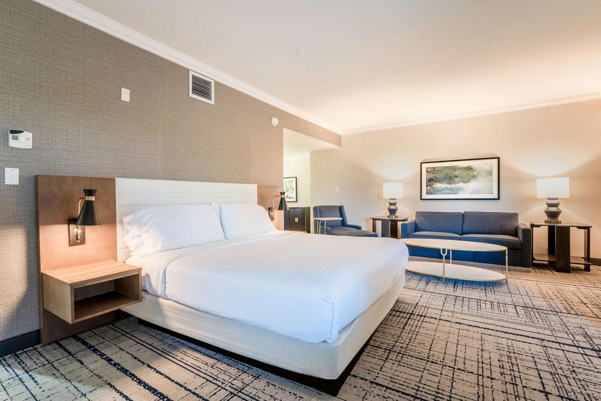 Doubletree By Hilton South Charlotte Tyvola Hotell Eksteriør bilde