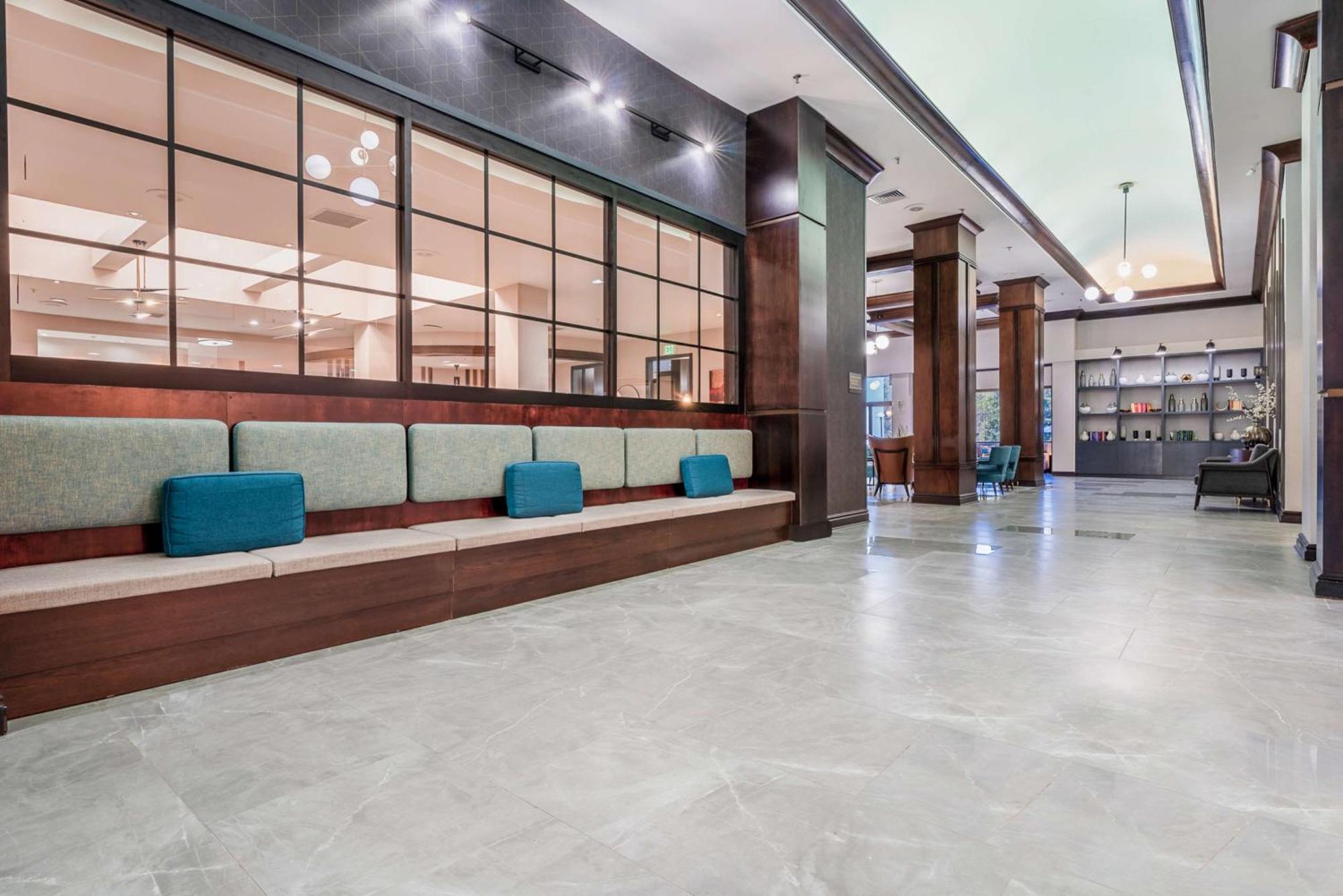 Doubletree By Hilton South Charlotte Tyvola Hotell Eksteriør bilde